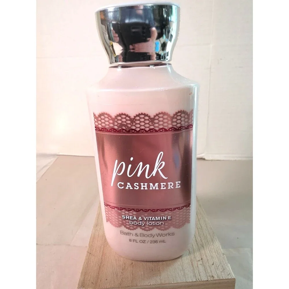 New Pink Cashmere Lotion Cream Shea Butter Vitamin E 8 Oz Bath & Body Works